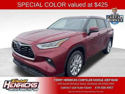 Used 2021 Toyota Highlander Limited AWD/4WD image 1
