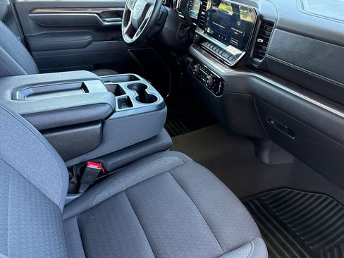 Used 2026 Chevrolet Silverado 2500 LT w/ All Star Edition AWD/4WD image 24