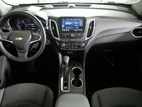 Used 2023 Chevrolet Equinox LT AWD/4WD image 10