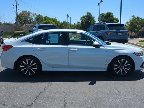 Certified 2023 Honda Civic EX image 5