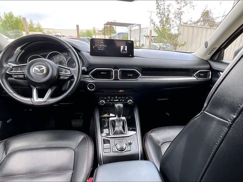 Used 2024 MAZDA CX-5 Carbon Edition image 13