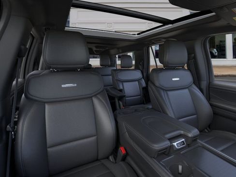 New 2026 Ford Expedition Max Platinum image 10