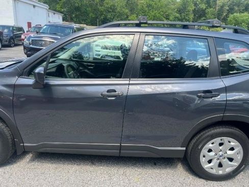 Used 2020 Subaru Forester w/ Alloy Wheel Package AWD/4WD image 11