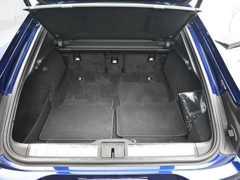 Used 2025 Porsche Panamera image 26