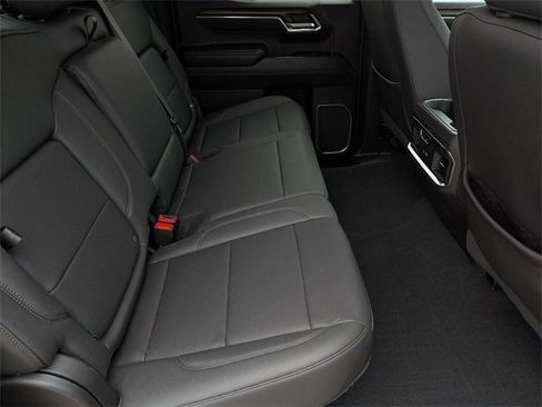 Certified 2025 GMC Sierra 1500 SLT w/ SLT Premium Plus Package image 30