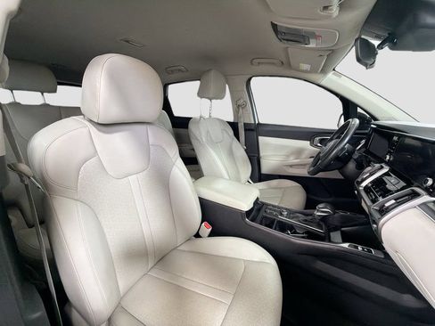 Used 2023 Kia Sorento S FWD image 29