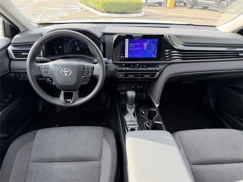 Certified 2025 Toyota Camry LE image 9