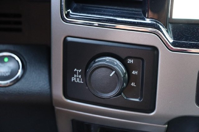 Used 2022 Ford F350 Lariat w/ Black Appearance Package AWD/4WD image 16