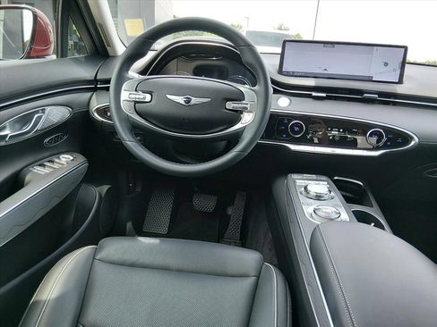 Used 2024 Genesis GV70 2.5T w/ Advanced Package AWD/4WD image 10