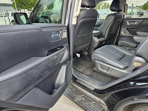 Used 2025 INFINITI QX80 Sensory AWD/4WD image 19