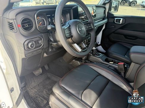 Certified 2026 Jeep Wrangler Unlimited Rubicon image 11