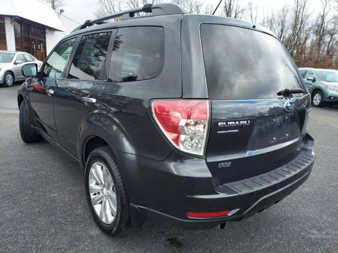 Used 2012 Subaru Forester 2.5X Premium w/ All-Weather Pkg image 6