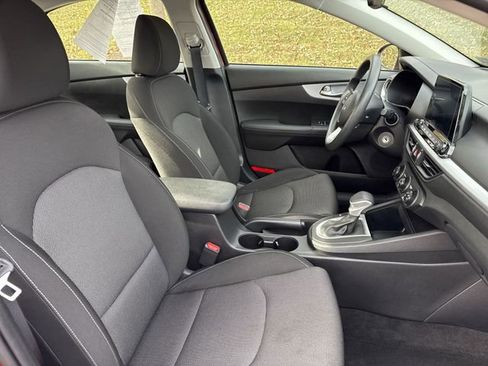 Used 2024 Kia Forte LXS image 15