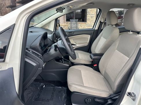 Used 2021 Ford EcoSport S image 10