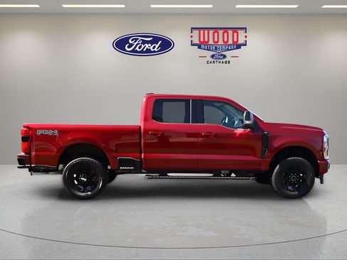 New 2026 Ford F250 Lariat w/ Black Appearance Package AWD/4WD image 2