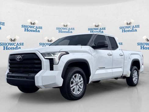 Used 2023 Toyota Tundra SR5 w/ SR5 Premium Package AWD/4WD image 2