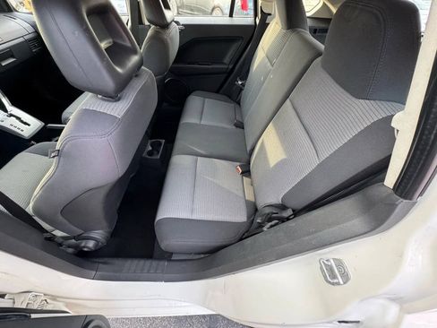 Used 2009 Dodge Caliber SXT FWD image 12