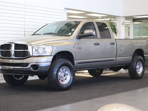 Used 2008 Dodge Ram 3500 Truck ST AWD/4WD image 3