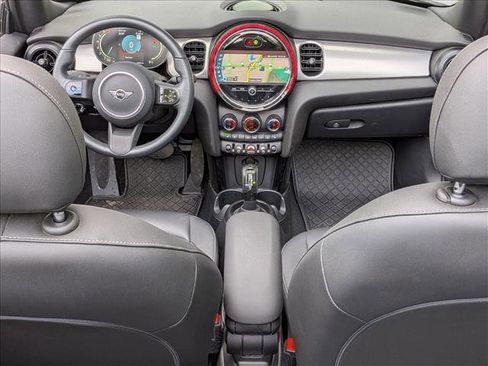 Used 2024 MINI Cooper Convertible image 15