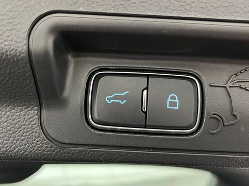 Certified 2023 Ford Explorer Limited w/ Equipment Group 301A image 12