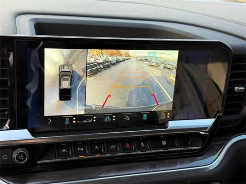 Used 2022 Chevrolet Silverado 1500 LTZ image 25