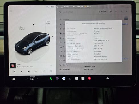 Used 2024 Tesla Model Y Long Range AWD/4WD image 11