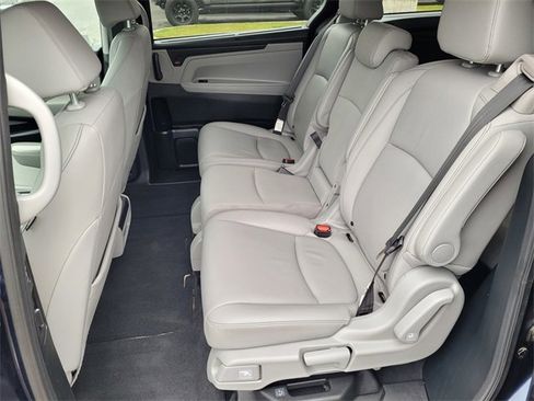 Certified 2023 Honda Odyssey EX-L image 9