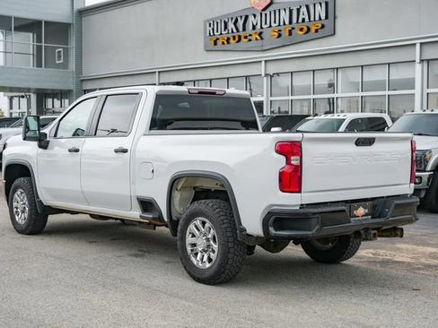Used 2021 Chevrolet Silverado 2500 Custom w/ Custom Value Package AWD/4WD image 13
