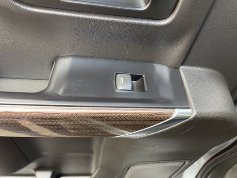 Used 2019 Chevrolet Silverado 1500 LT Trail Boss image 14