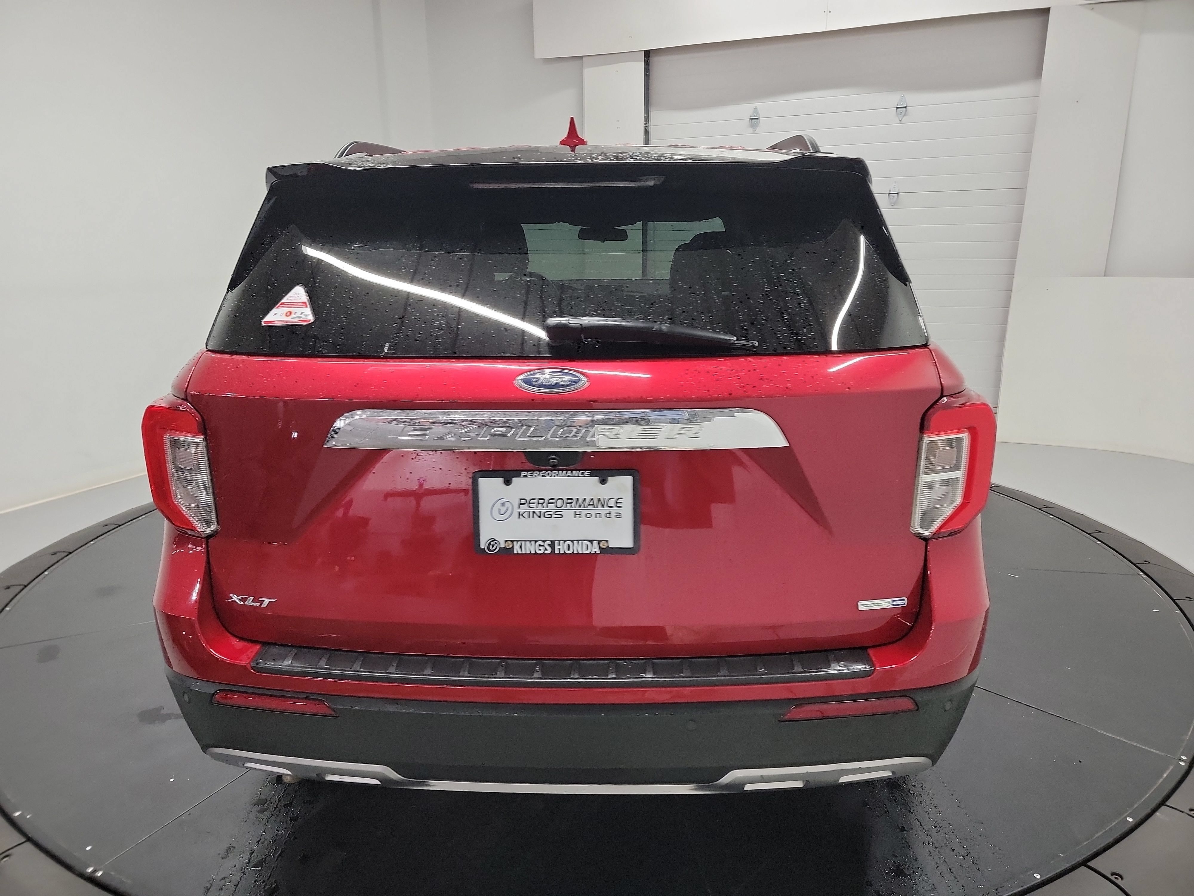 Used 2020 Ford Explorer XLT w/ Equipment Group 202A AWD/4WD image 8