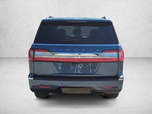 Used 2020 Lincoln Navigator Reserve image 6