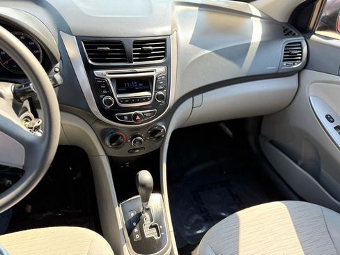 Used 2016 Hyundai Accent SE image 12