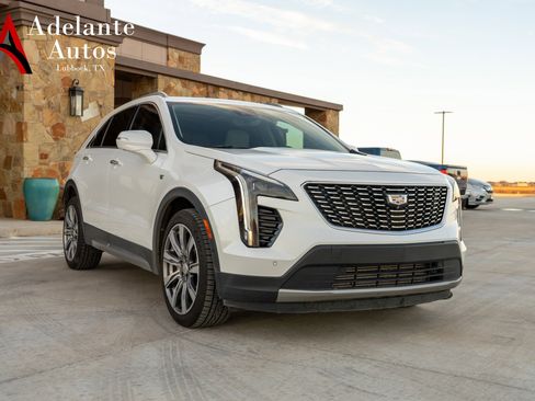Used 2019 Cadillac XT4 Premium Luxury image 2