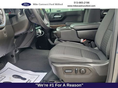 Used 2022 Chevrolet Silverado 1500 LT AWD/4WD image 22