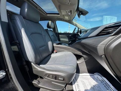 Used 2020 Buick Enclave Premium w/ Sun and Sites Package AWD/4WD image 12