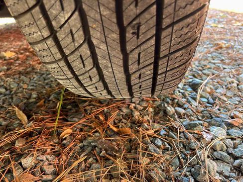 Used 2012 Toyota Camry XLE image 19