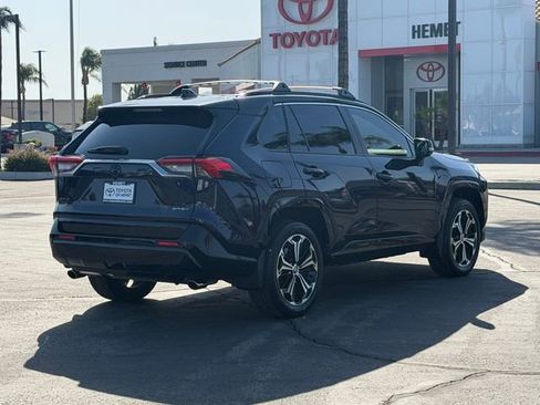 Used 2025 Toyota RAV4 XSE w/ Weather Package AWD/4WD image 5