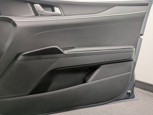 Used 2021 Kia K5 LXS image 27