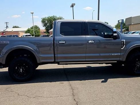 Used 2022 Ford F250 4x4 Crew Cab Super Duty image 11