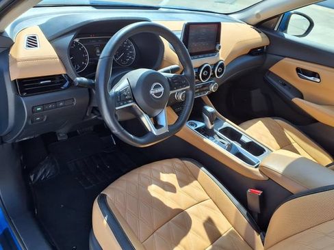 Certified 2025 Nissan Sentra SV w/ SV Premium Package FWD image 4
