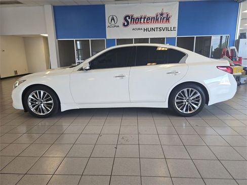 Used 2022 INFINITI Q50 Luxe w/ Cargo Package image 5