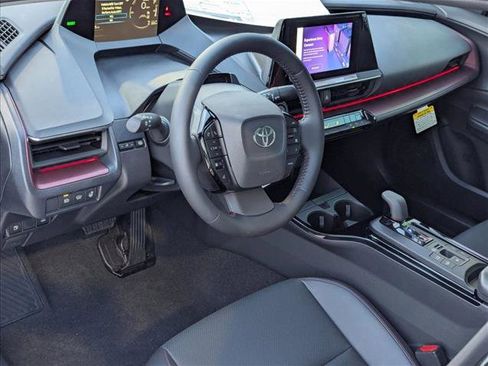 New 2026 Toyota Prius Plug-In Hybrid FWD image 3