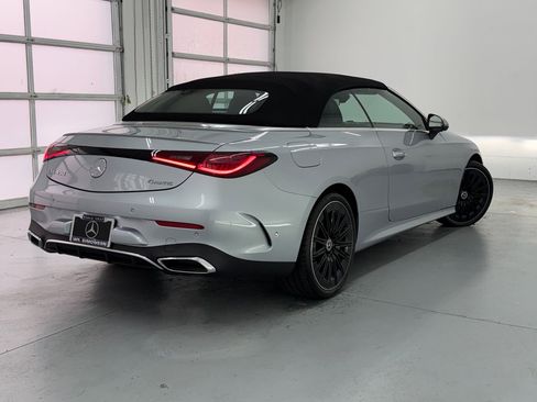 Used 2025 Mercedes-Benz CLE 450 4MATIC Cabriolet image 33