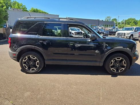 Used 2022 Ford Bronco Sport Outer Banks w/ Tech Package AWD/4WD image 9