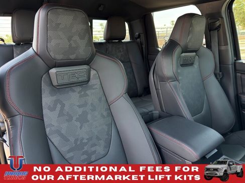 Used 2025 Toyota Tacoma TRD Pro AWD/4WD image 36