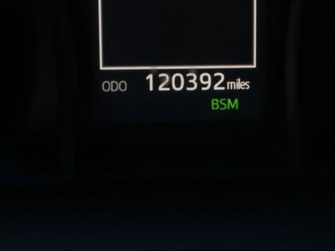 Used 2018 Toyota Camry SE w/ Moonroof Package FWD image 29