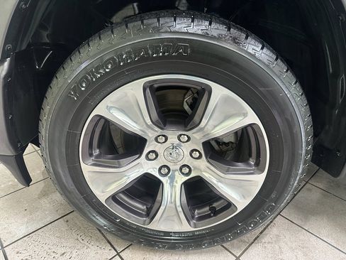 Used 2023 RAM 1500 Laramie image 20