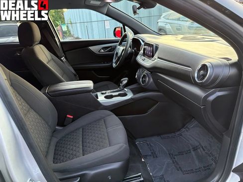 Used 2021 Chevrolet Blazer LT FWD image 32