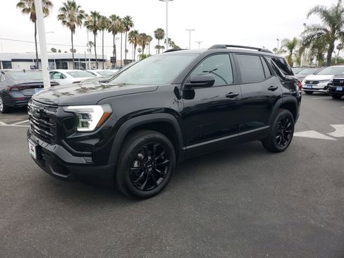 New 2026 GMC Terrain Elevation FWD image 2