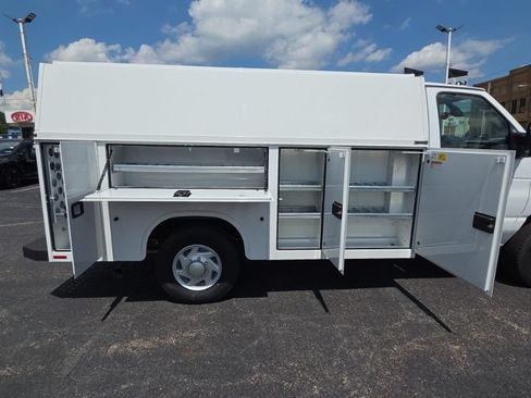 New 2026 Ford E-350 and Econoline 350 Super Duty w/ Power Equipment Group RWD image 14